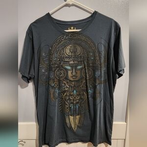 Men's Dark Gray Graphic Tee with Gold and Blue Design